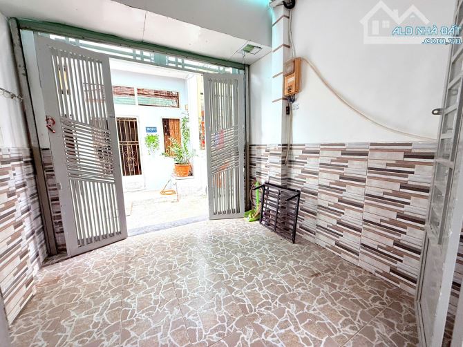 NHÀ MỚI 2 TẦNG – GẦN 40M2 – 20M RA Ô TÔ – SÁT CHỢ TÂN TRỤ – CHỈ 4.1 TỶ - 5