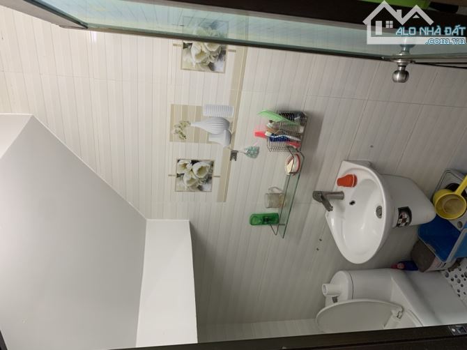 Nhà 3 Tầng Thủ Đức,51m2, Xe Hơi Tránh, Sổ Hồng Riêng, Nhỉnh 5 tỷ - 5