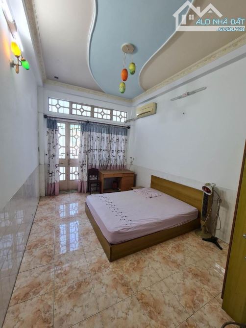 BÁN NHÀ ĐƯỜNG HOÀNG SA P5 QUẬN TÂN BÌNH, DT 47m2- NHÀ 4 TẦNG BTCT ĐẸP Ở LUÔN. GIÁ 9,4 tỷ - 5