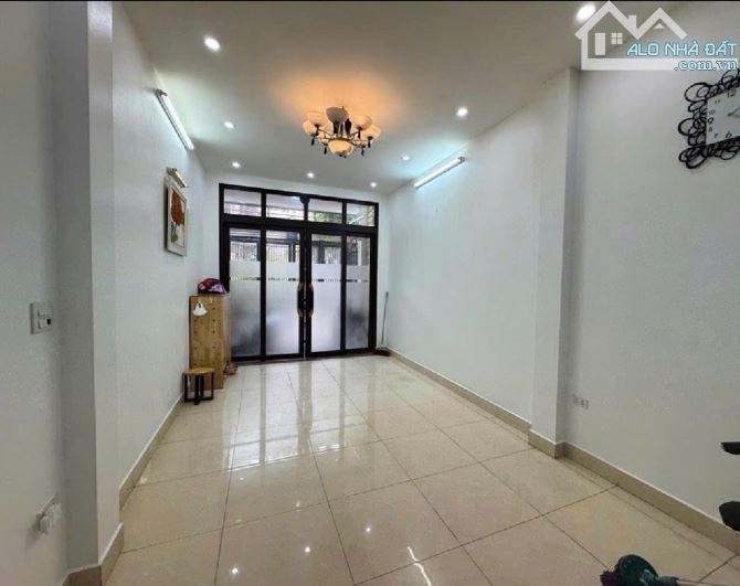 🌟 Nhà La Thành – 75m²- MT 4m- ô tô vào nhà – 5 tầng – 18,8 tỷ - 5