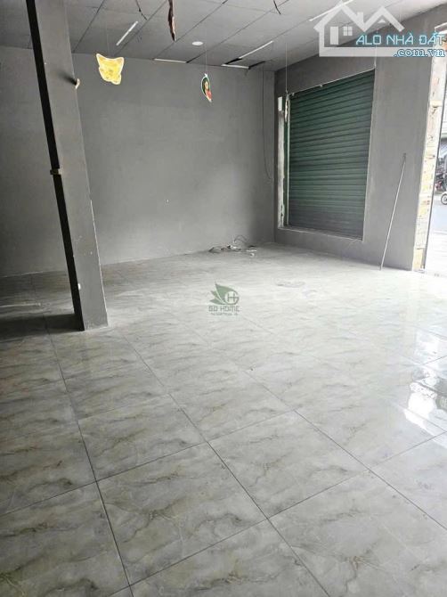 CHO THUÊ MẶT BẰNG ÔM GÓC NGÃ TƯ TRUNG TÂM THÀNH PHỐ 80m2  MỚI GIÁ 30 TRIỆU/ THÁNG - 5