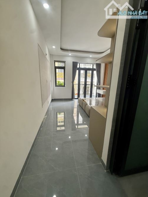 SIÊU PHẨM BÌNH TÂN- DT 4 DÀI 19 x 5 TẦNG FULL NỘI THẤT XỊN SÒ- KHU DÂN TRÍ CAO- 7,88TỈ - 5