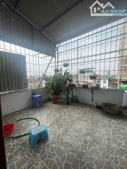 BÁN NHÀ ĐÀM QUANG TRUNG - LONG BIÊN - 37.6M2 - CÁCH Ô TÔ 8M - GẦN TRƯỜNG HỌC - 6.2 TỶ T - 5