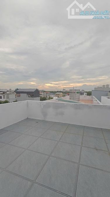 NHÀ ĐẸP BẮC TỪ LIÊM – 31M² – MT 4,3M – GIÁ 5,1 TỶ – Ô tô đỗ cổng – Ngõ thông – Khu phân lô - 5