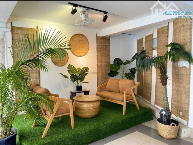 Giảm 4 tỷ bán gấp nhà biệt thự Thảo Điền_ĐS47_22x23m(530m2)_Trệt lầu hồ bơi_HDT 4500$ - 6