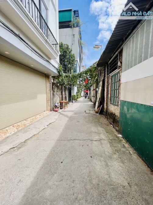 BỒ ĐỀ – 60M² – MT 4M – LÔ GÓC – 5 TẦNG THANG MÁY – GARA Ô TÔ – GIÁ HƠN 9 TỶ 🚗🏡 - 6