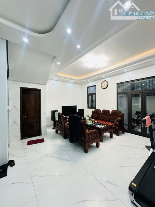 Ms Linh-Bán nhà 5 tầng đã hoàn thiện có thang máy tại Hoàng Huy Riverside Hồng Bàng - 6