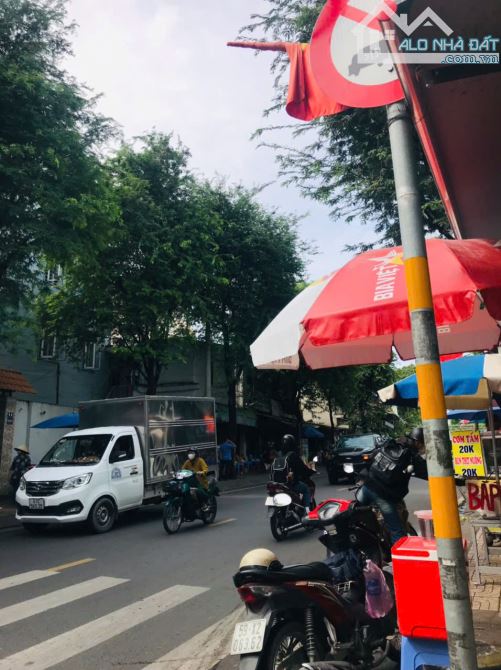 Chủ cần bán gấp nhà 3 tầng. Mặt tiền chợ P. Linh Xuân, giá 6,6 tỷ tl - 6