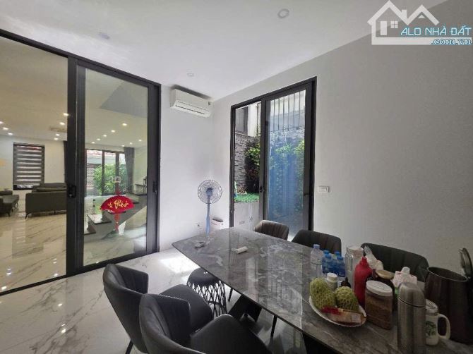 Bán biệt thự liền kề Hồng Tiến Bồ Đề 120m mặt tiền 6 m full nội thất - 6