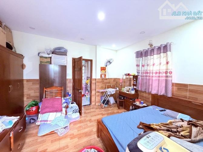 💖 Nhà 2 tầng đường TÔ KÝ, phường ĐÔNG HƯNG THUẬN, Q12, dt 62m2 (18mx6m), Hẻm Ôtô 💰 4,6Tỷ - 6