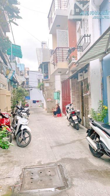 Bán nhà 2 mặt hẻm gần MT đường Phạm Thế Hiển P.Chánh Hưng Quận 8 - 6