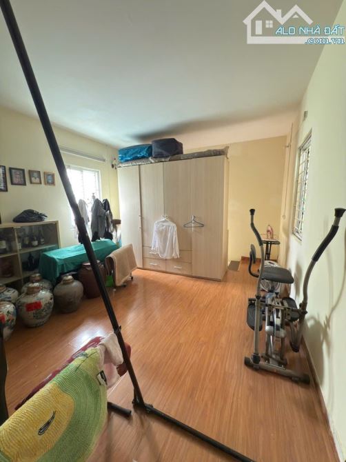 Bán nhà Khương Trung 40m² - vị trí trung tâm ngõ thông thoáng - 8.4 tỷ - 6