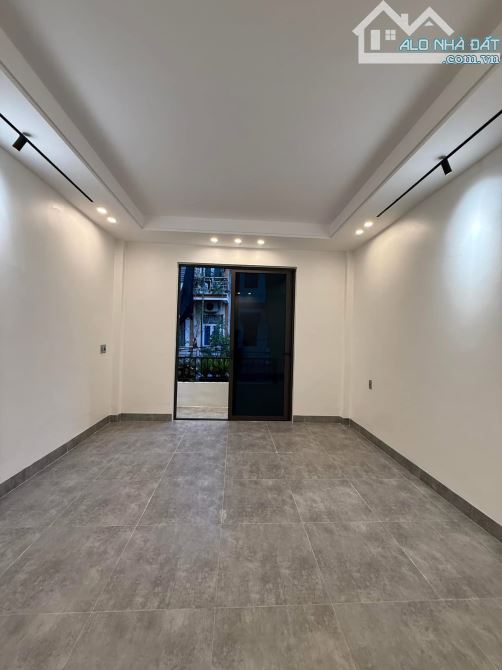 Phong cách mới 100% ! 🏡🏡🏡 Cần bán Nhà 3 tầng xây mới ngõ đường Giải Phóng - Nan Định: - 6