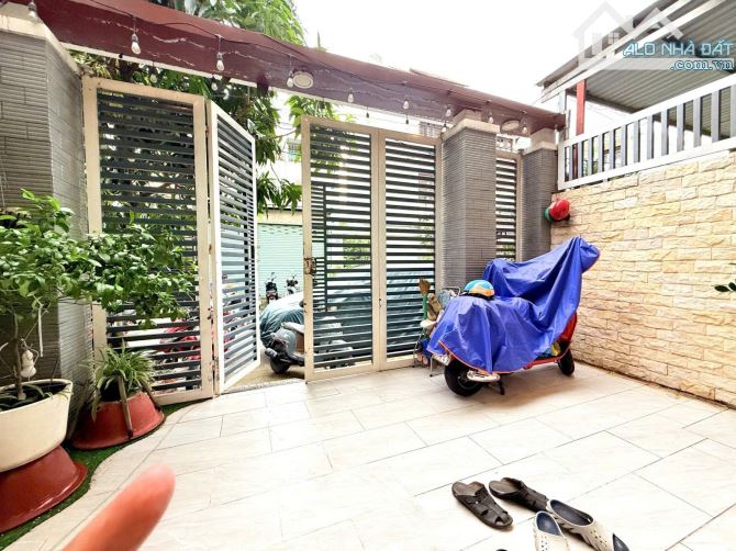 GIÁ SỐC ,CHỦ GIẢM 500TR, BÁN NHÀ HXH 4 TẦNG TÔ NGỌC VÂN, LINH ĐÔNG, 80M²,GIÁ CHỈ 9.5 TỶ TL - 7