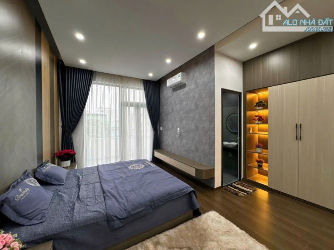 NHÀ PHỐ MỚI XÂY - TẶNG FULL NỘI THẤT - 2ty7 hẻm 8m - 7