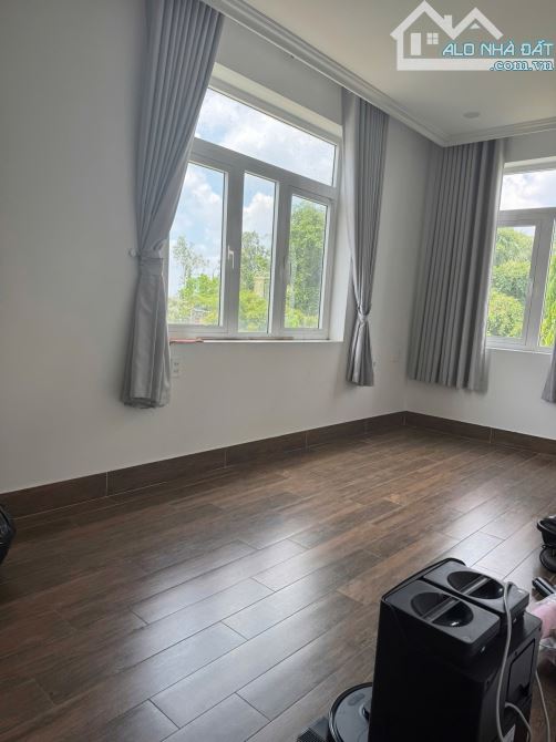 BIỆT THỰ 216M2 - NỘI THẤT CAO CẤP-VĨNH LỘC BÌNH CHÁNH - 7