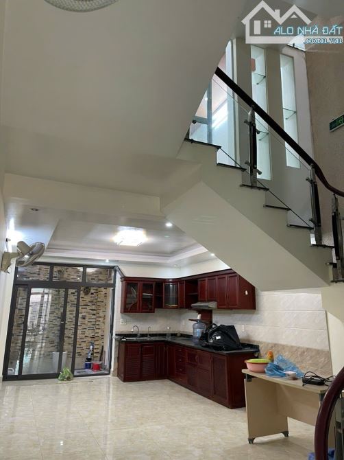 🏠 *Cho Thuê Nhà Mặt Đường Nhánh Quán Nam* - 7