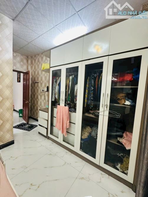 Bán nhà mặt tiền hẻm Dương Cát Lợi, Nhà Bè, Dt  4 x15m, 3 lầu. Giá 6,79 tỷ - 7