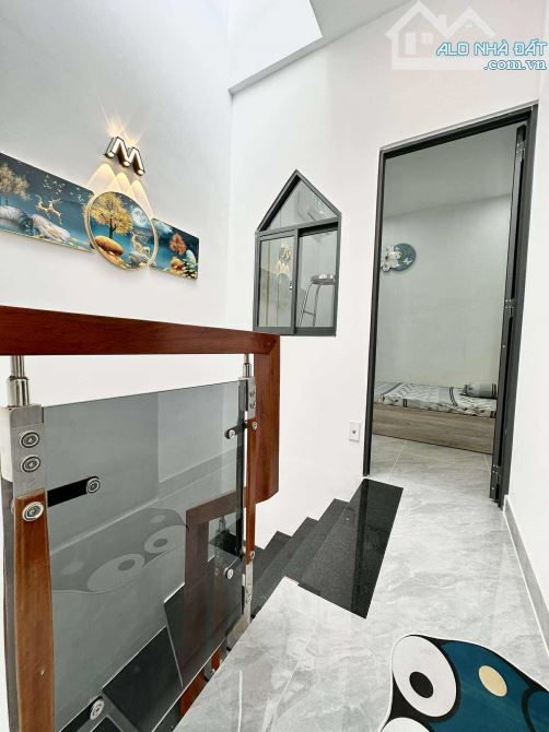 SIÊU PHẨM FULL NỘI THẤT - XE HƠI TỚI NHÀ- 40M2 - 3 PHÒNG NGỦ - 4.99 tỷ - 7