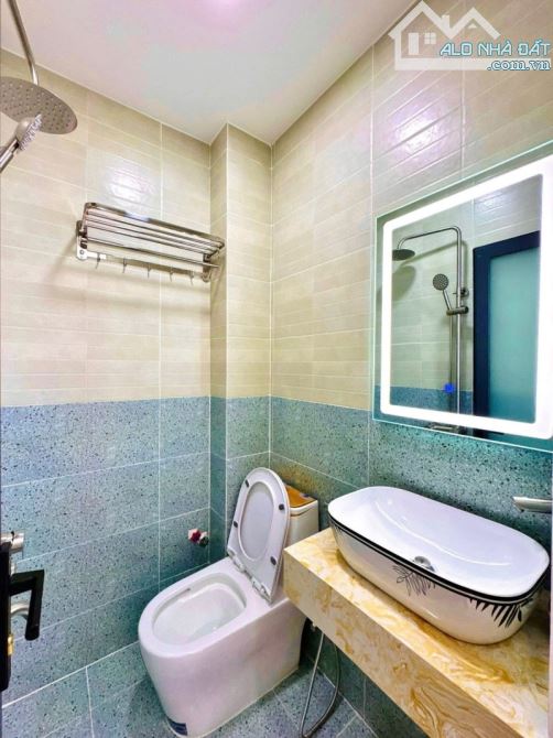 BÁN NHÀ CĂN GÓC HẺM XE HƠI • LÊ VĂN DUYỆT P1 BÌNH THẠNH • 27M² • 2 TẦNG • 5.5 TỶ - 7