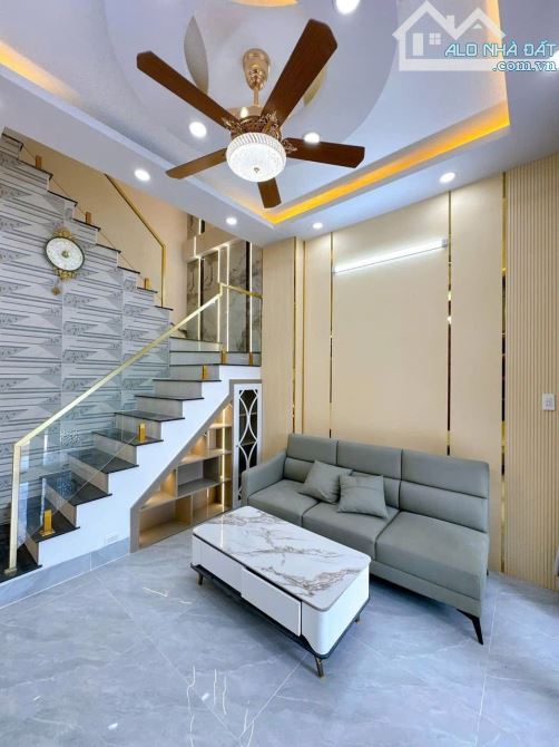 Bán nhà trệt 2 lầu mới đẹp trục chính 137 Hoàng Quốc Việt - 7