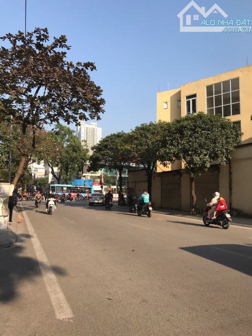 chủ cần bán nhà P Bà Triệu Hà Đông DT 54m, 5 Tầng, Ngõ Rộng, 2 Thoáng, nhỉnh 9 Tỷ - 7