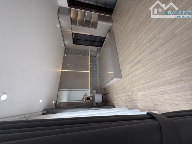 Bán nhà 40m2 xây 6 tầng thang máy tại đàm quang trung , Long Biên - 7