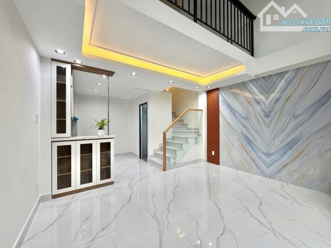 NHÀ HẺM XE TẢI SÁT MẶT TIỀN TRUNG TÂM BÌNH THẠNH 4 TẦNG MỚI- NGANG 4,4M -NHÀ FULL NỘI THẤT - 8