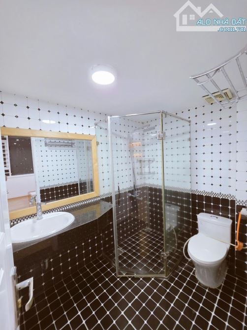 BÁN CĂN HỘ CHUNG CƯ NAM TỪ LIÊM- FULL NỘI THẤT-  3 NGỦ 2WC - 107M2, TẦNG TRUNG - 7.1 TỶ - 8