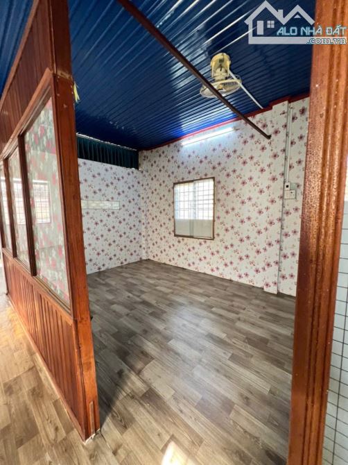 NHÀ GÁC LỬNG GẦN BÙNG BINH KM3 ĐƯỜNG Ô TÔ NÉ NHAU CHỈ 2,99 Tỷ - Loctran - 8