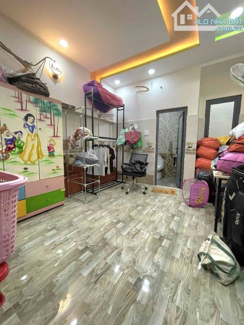 NHÀ ĐẸP 5 TẦNG 57M2(3.7X15)-PHAN VĂN KHỎE-GIÁ 8.1 TỶ - 8