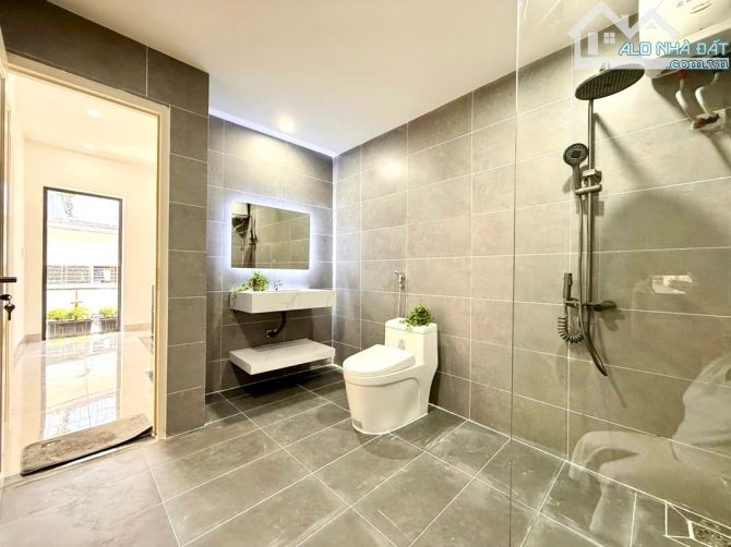 Bán nhà 2 tầng kiệt Hải Phòng - Full nội thất - giá chỉ 3tỷ xx - 8