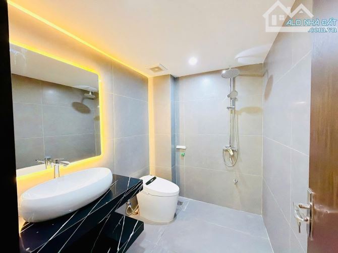 Bán Nhà Phân Lô, Trần Quang Diệu – 7 Tầng Thang Máy, Chủ Rất Cần Bán, Giá Thương Lượng Sâu - 8