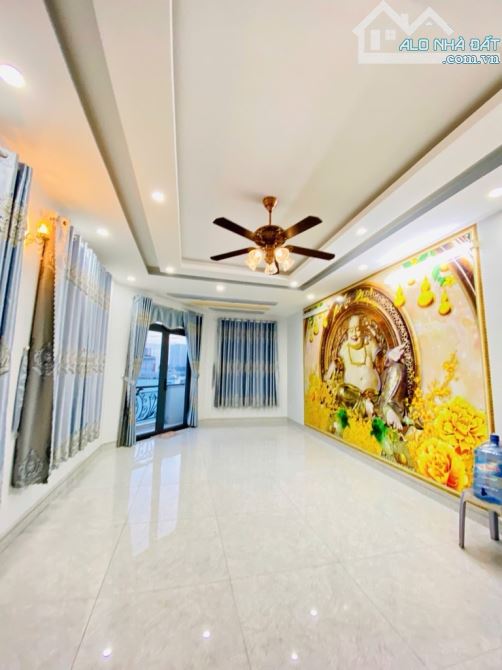 CHỈ 11 TỶ - TỈNH LỘ 10 - SIÊU PHẨM CĂN GÓC, 2 MT HẺM XE HƠI THÔNG THOÁNG - 120M2 -l - 8