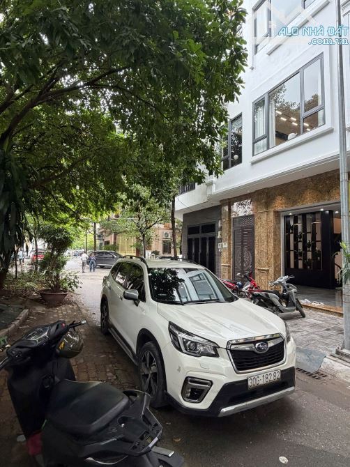 26 TỶ -NHÀ ĐẸP NHƯ KHÁCH SẠN MINI Ở XUÂN LA CẠNH HỒ TÂY, 70M 6.3M MT, GARA OTO, Ở VÀ KDOAN - 8