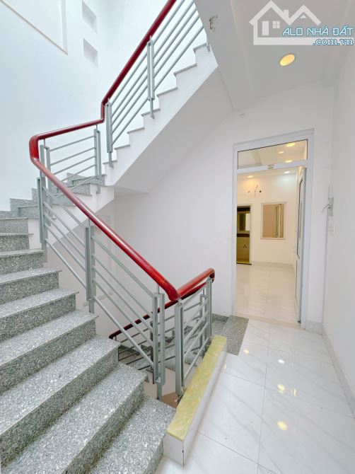 NHÀ HẺM XE TẢI - CÁCH 10M RA MẶT TIỀN BÌNH LỢI - 4 TẦNG 94m2 (4×24) - 12.9 TỶ - 8