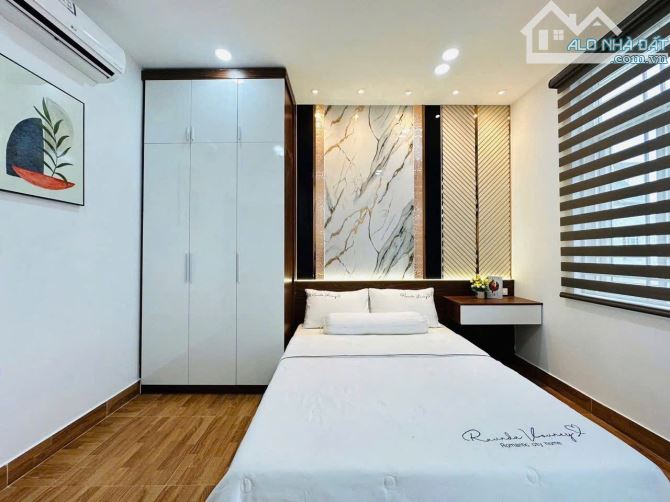 GỒNG LÃI NGÂN HÀNG BÁN GẤP NHÀ NGUYỄN CỬU VÂN, P17, BÌNH THẠNH. GIÁ 5,55 Tỷ - 8