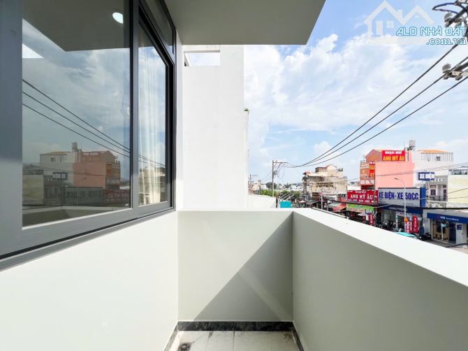 Cho thuê căn hộ cao cấp bancon Phú Thuận Quận 7 - 8
