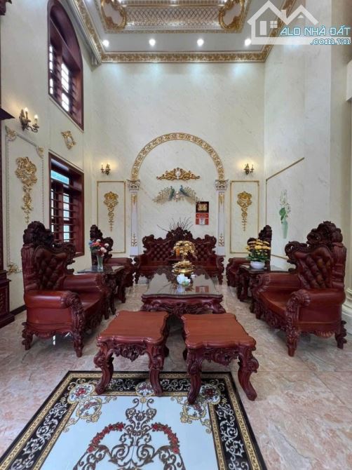 NHÀ ĐẸP LUNG LINH-PHONG CÁCH HOÀNG GIA-DT 391 M2-DĨ AN, BÌNH DƯƠNG-GIÁ HOT CHỈ 28,5 T - 8