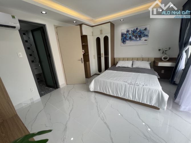 NHÀ HẺM XE TẢI SÁT MẶT TIỀN TRUNG TÂM BÌNH THẠNH 4 TẦNG MỚI- NGANG 4,4M -NHÀ FULL NỘI THẤT - 9