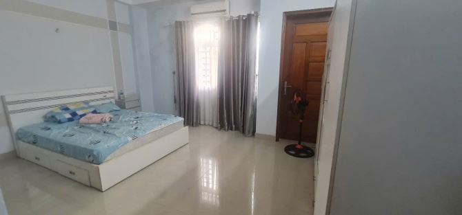 Chính chủ bán gấp nhà 5 tầng, DT 5.1X16M, HXH sát mặt tiền Phan Huy Ích chỉ 9.2 tỷ TL - 9