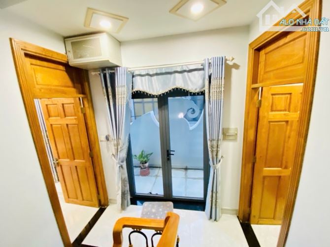 CHỈ 11 TỶ - TỈNH LỘ 10 - SIÊU PHẨM CĂN GÓC, 2 MT HẺM XE HƠI THÔNG THOÁNG - 120M2 -l - 9