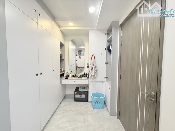 BÁN NHÀ MẶT TIỀN THÍCH QUÃNG ĐỨC - PHÚ NHUẬN - 5 TẦNG - 4M × 15M - 14.XTỎI - 9