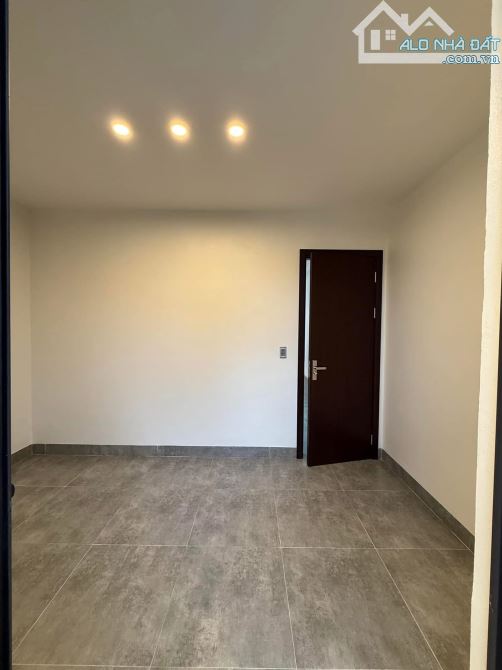 Phong cách mới 100% ! 🏡🏡🏡 Cần bán Nhà 3 tầng xây mới ngõ đường Giải Phóng - Nan Định: - 9