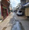 Bán nhà 3 tầng mặt tiền chợ hông Hiệp Phú-Lê Văn Việt, Giá 7,2 ty