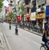 Bán nhà mặt phố Tôn Đức Thắng, Đống Đa, 55m2* 4T, Mặt Tiền 5.5m, Sổ Vuông, Vỉa hè Đá bóng
