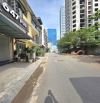 Bán nhà phân lô ôtô tránh Phố Lạc Long Quân 50m2 lô góc