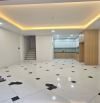 Nhà đẹp Liên Mạc - 31m2 - mt 4,3m - 5 tầng - Giá 5,1 tỷ (CTL) ô tô đỗ cổng