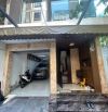 Biệt thự Chùa Láng quận Đống Đa 121m2 MT7.3m-Căn Gióc 3 Thoáng,Ô Tô Tránh Kinh Doanh Đẹp