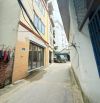 Bán mảnh đất đẹp giá 8,5 tỷ cách phố Việt Hưng 100m, khổ đất và vị trí rất đẹp